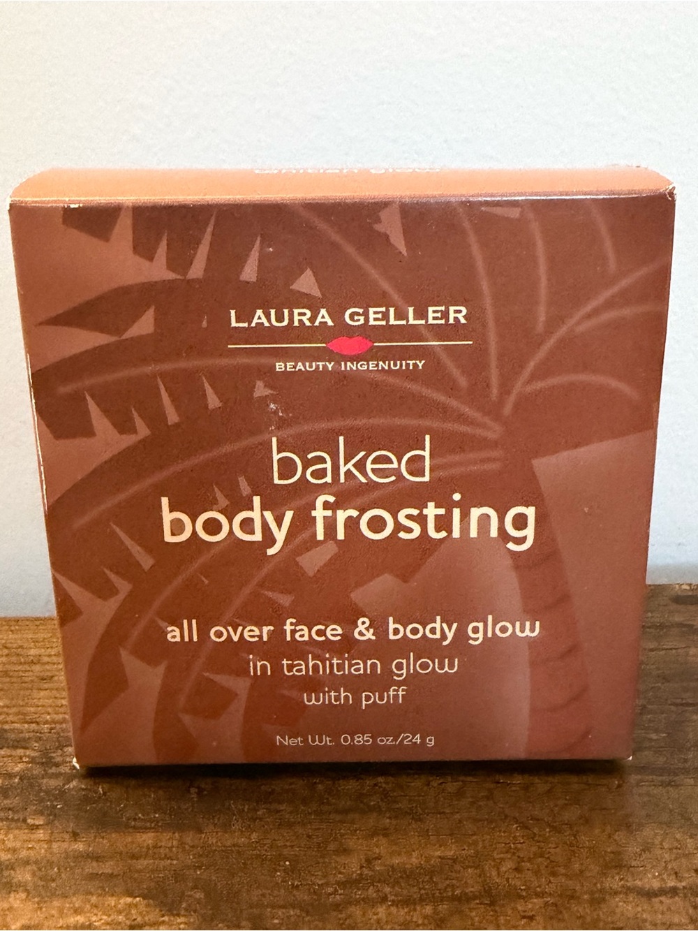 Laura Geller Baked Bronzer Box in Peachy Bronze Orange